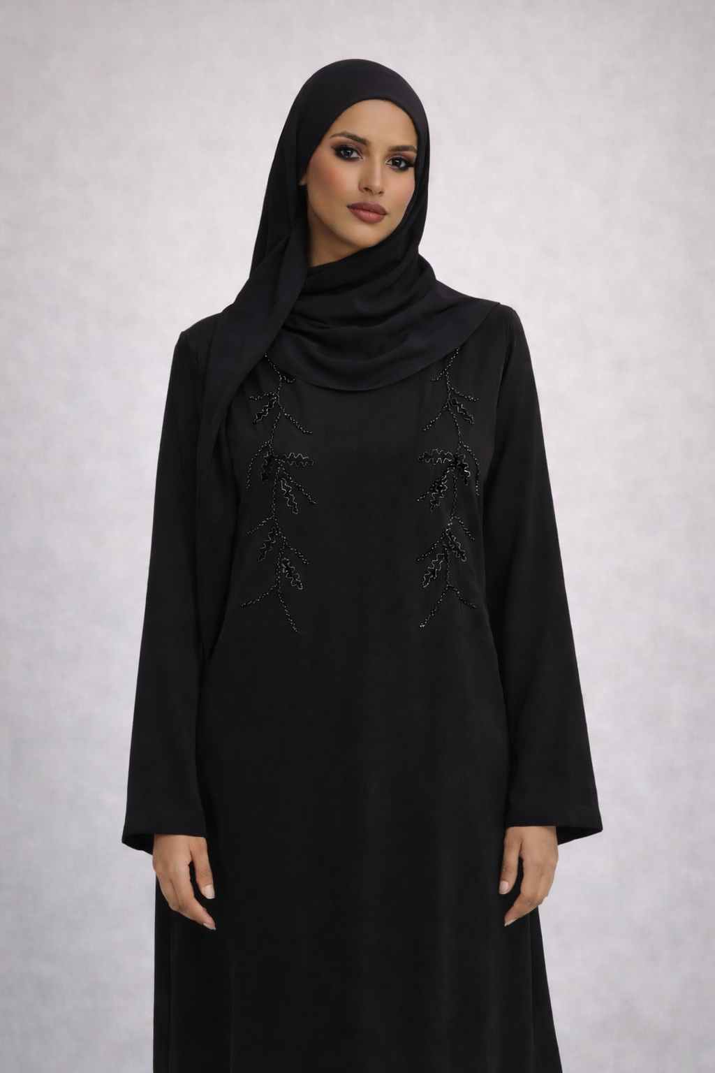 Abaya - Vinröd med pärldetaljer